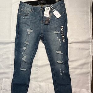 Torrid Premium Bombshell Skinny Jeans Plus Size 16 NWT distressed denim